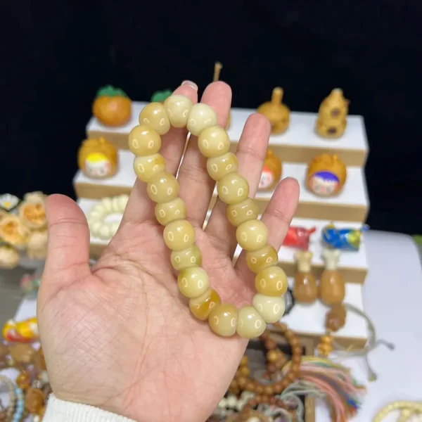 15mm Natural Garlic Bodhi Bracelet – Ultra Smooth Finish, Multi-Color Options - Image 9