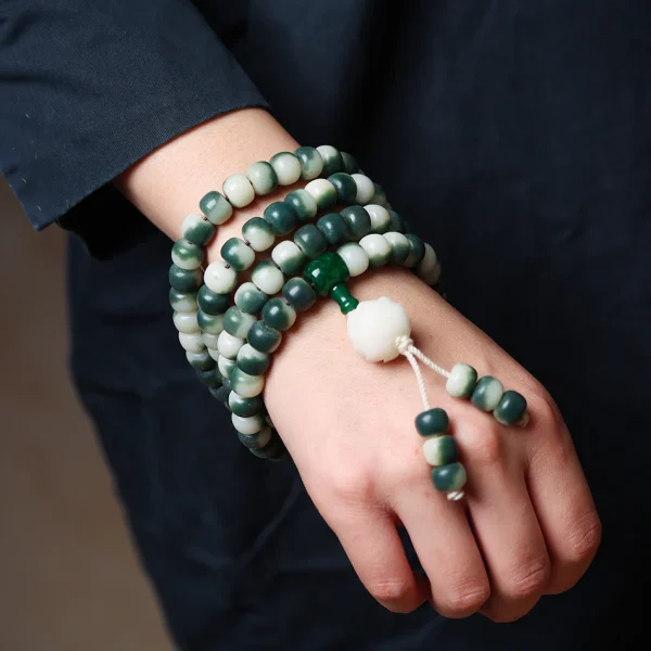 Carved Lotus Pendant 108 Mala Beads Gradient Green Bodhi Bracelet - Image 2