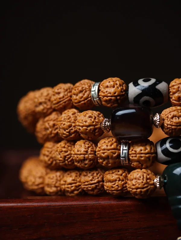 Dragon Vein Exploding Texture Rudraksha 108 Mala Beads Bracelet with Alxa Agate Accents - Image 2