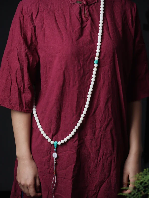 High-Polish White Jade Bodhi 108 Mala Beads Necklace with Turquoise-Look Accents and Safety Buckle – Sweater Chain Crossbody Style - Image 4